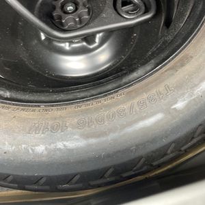 2014 Toyota PRIUS THREE 缩略图 40
