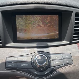 2015 Nissan QUEST SL — миниатюра 39