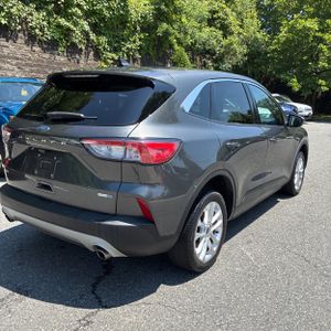 صورة 7 لـ 2020 FORD ESCAPE SE