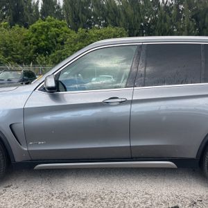 BMW X5 XDRIVE50I - 4