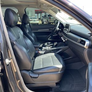 صورة 32 لـ 2021 KIA TELLURIDE S