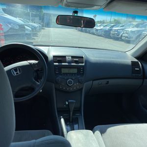2005 Honda ACCORD LX — миниатюра 35