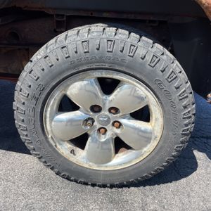 2004 Dodge RAM 1500 SLT — миниатюра 18