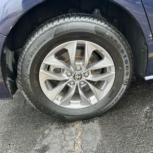 2024 Toyota SIENNA XLE 8-PASSENGER 照片 19