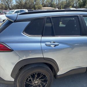 2022 Toyota COROLLA CROSS LE photo 9
