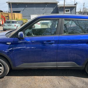 HYUNDAI VENUE SE - 4