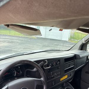 2012 Chevrolet EXPRESS 3500 缩略图 32