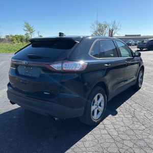 FORD EDGE SE - 8