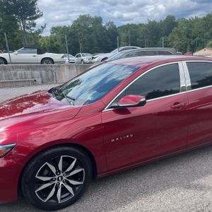 2018 Chevrolet MALIBU LT 照片 2