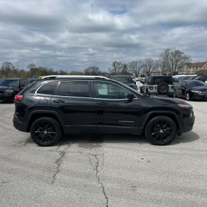 JEEP CHEROKEE LIMITED - 10