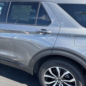 FORD EXPLORER ST - 6