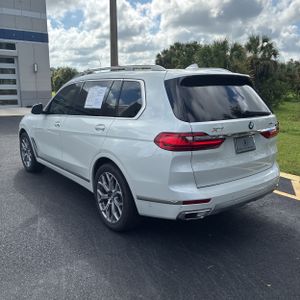 صورة 5 لـ 2020 BMW X7 XDRIVE40I