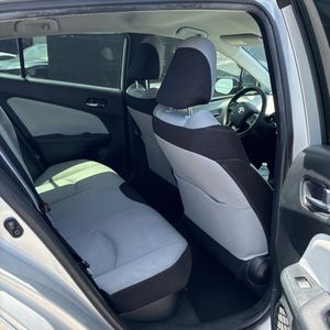 2021 Toyota PRIUS LE — миниатюра 33