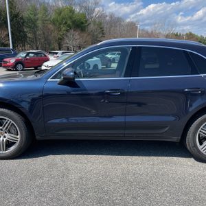 PORSCHE MACAN S - 4