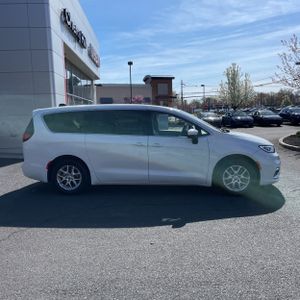 CHRYSLER PACIFICA TOURING L - 10