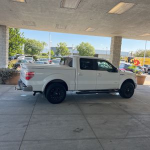 FORD F-150 LARIAT - 10