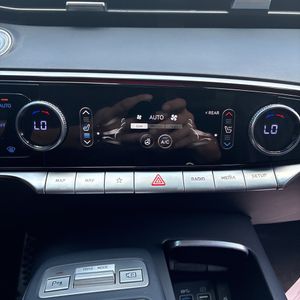 2023 Genesis GV70 3.5T SPORT — миниатюра 38