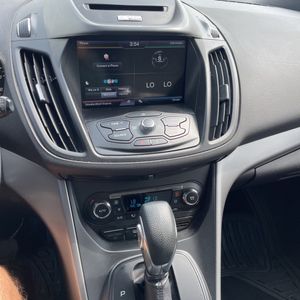 صورة مصغرة 38 لـ 2014 FORD ESCAPE SE