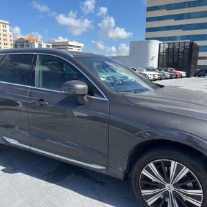 2022 Volvo XC60 B6 INSCRIPTION thumbnail 13