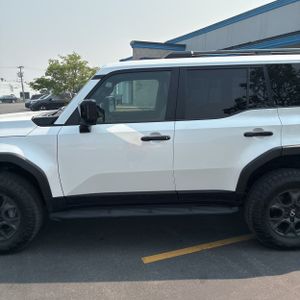 صورة 4 لـ 2025 Lexus GX 550 OVERTRAIL