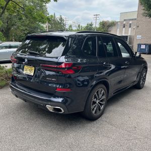 صورة 8 لـ 2024 BMW X5 XDRIVE40I