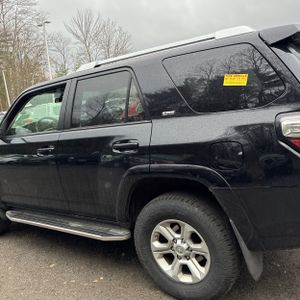 TOYOTA 4RUNNER - 6