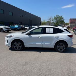 FORD ESCAPE ST-LINE - 3