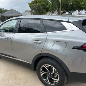 KIA SPORTAGE LX - 6