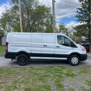 FORD TRANSIT 250 - 10