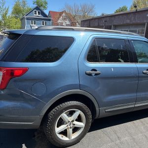 FORD EXPLORER BASE - 9