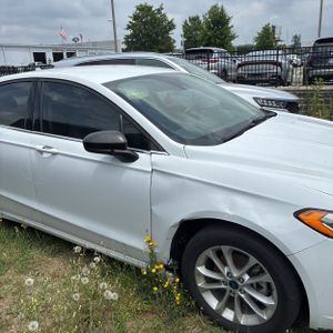 FORD FUSION SE - 9
