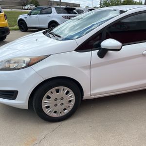 صورة 2 لـ 2016 FORD FIESTA S