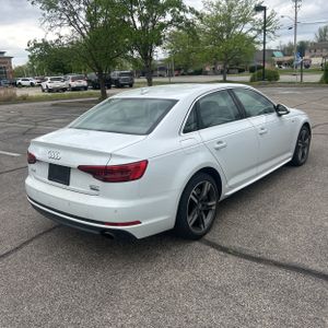 AUDI A4 2.0T PREMIUM - 8