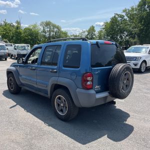2005 JEEP LIBERTY SPORT 照片 5