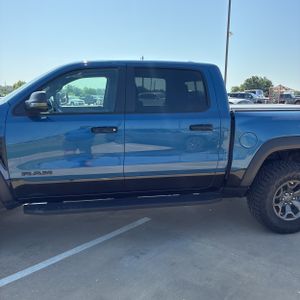 صورة 4 لـ 2024 RAM 1500 TRX