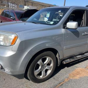 HONDA PILOT EX - 2
