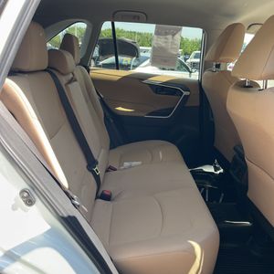 2023 Toyota RAV4 LE — миниатюра 35