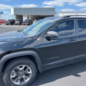 2019 JEEP CHEROKEE TRAILHAWK 照片 2