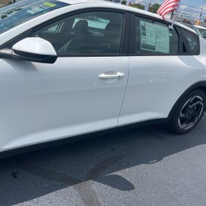 صورة 4 لـ 2025 KIA K4 EX