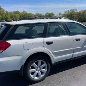 SUBARU OUTBACK BASE - 9