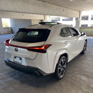 LEXUS UX 250H PREMIUM - 8