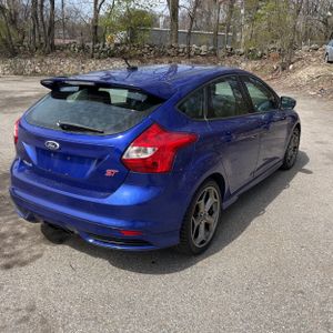 FORD FOCUS ST - 8