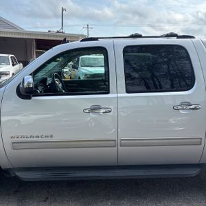 CHEVROLET AVALANCHE LT - 4