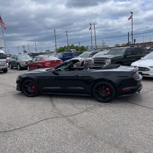 FORD MUSTANG GT PREMIUM - 3