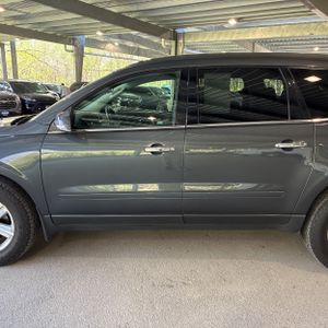 CHEVROLET TRAVERSE LT - 4