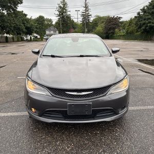 2015 Chrysler 200 S — миниатюра 14