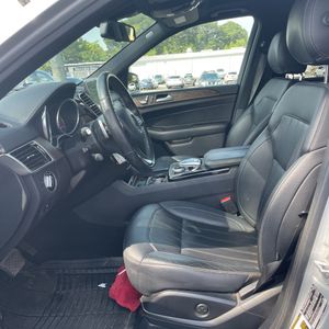 2017 Mercedes-BENZ GLS 照片 32