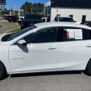 CHEVROLET MALIBU LT - 4