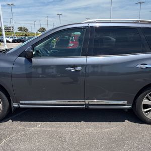2014 Nissan PATHFINDER PLATINUM 照片 4