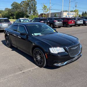 صورة مصغرة 12 لـ 2017 Chrysler 300 LIMITED